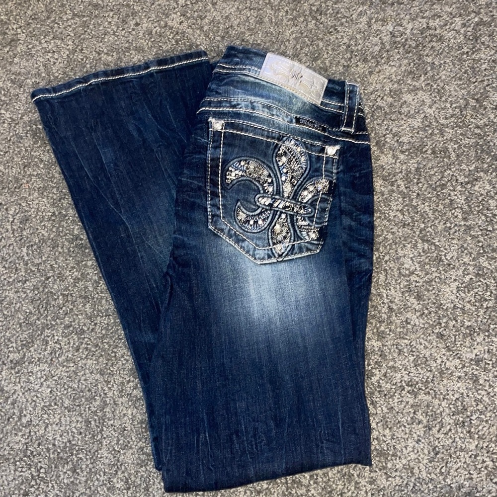 Miss Me Mid-Rise Easy Boot jeans!